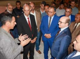 وزير السياحة يُؤدي زيارة عمل إلى ولاية قابس