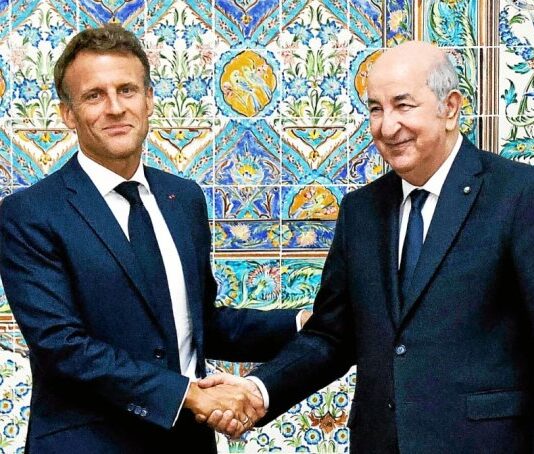 الجزائر تطرد 12 دبلوماسيًا فرنسيًا وتفجّر أزمة دبلوماسية جديدة