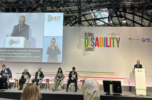 عصام الأحمر: تونس تعمل على تعزيز إدماج ذوي الإعاقة باستخدام التكنولوجيا