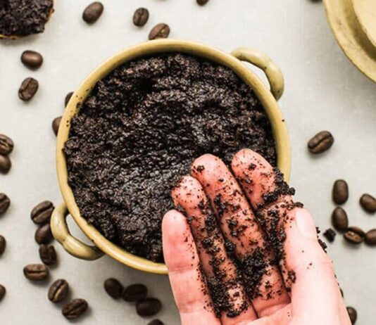 العنوان: 3 فوائد مدهشة لتفل القهوة: لبشرة مشرقة ونباتات صحية