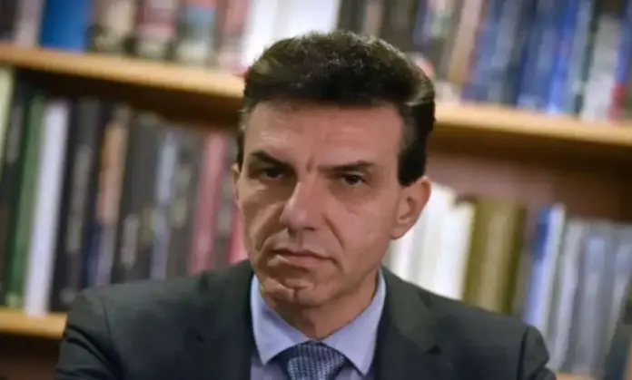 بيروني: استقرار أوروبا يبدأ من استقرار تونس