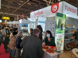 من المنتج إلى المستهلك: مبادرة ناجحة بشارع الحبيب بورقيبة بمناسبة اليوم الوطني للفلاحة