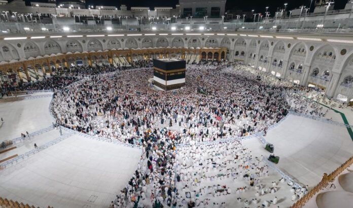 تقنية ذكية لإدارة الحشود في المسجد الحرام خلال حج 1446هـ