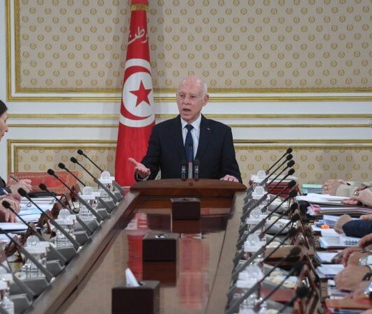 الرئيس قيس سعيّد إلغاء المناولة بداية لفرحة ستشمل جميع القطاعات