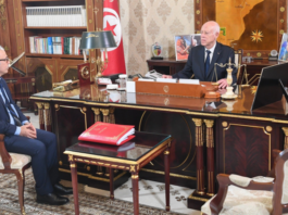 سعيّد لا بدّ أن يتمتّع العمال بكامل حقوقهم في مناخ من العدل والمساواة