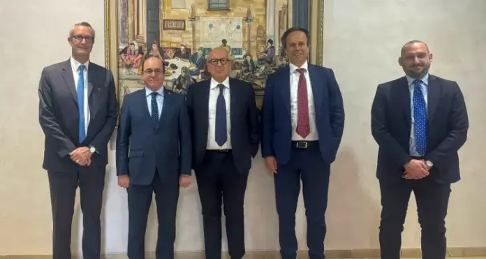 نحو شراكة استراتيجية تونسية–إيطالية في مجالات السياحة والفندقة