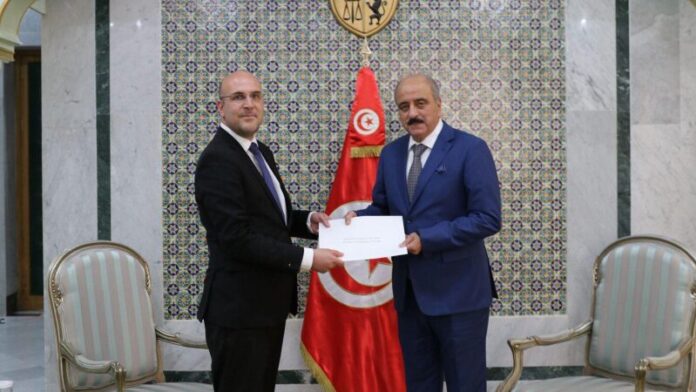 وزير الخارجية يتسلّم أوراق اعتماد سفير لوكسمبورغ الجديد لدى تونس