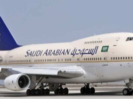 وفاة قائد الطائرة السعودية في الجو بعد هبوط اضطراري في القاهرة