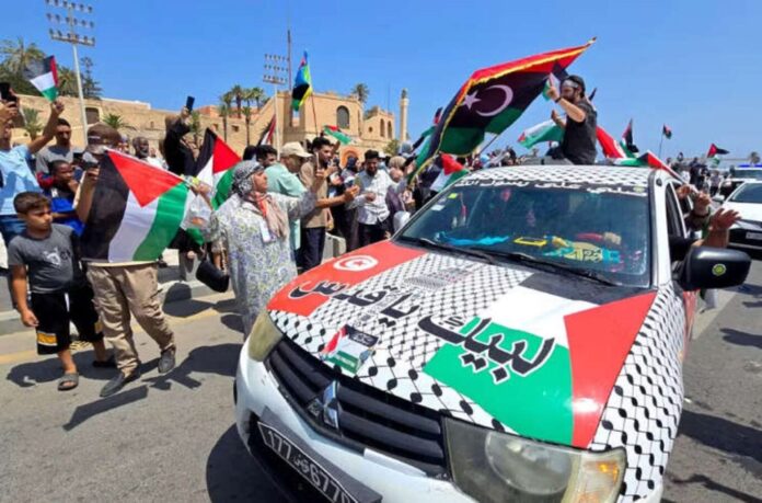 تونس: مظاهرة لدعم قافلة "الصمود" المتجهة لغزة ومناهضة للتطبيع