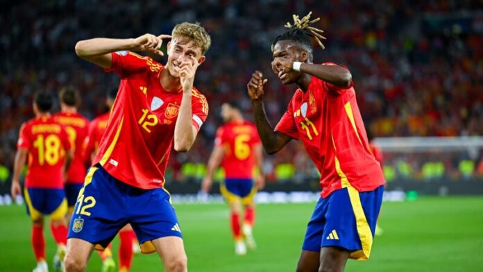 إسبانيا تتفوق على فرنسا 5-4 وتبلغ نهائي دوري الأمم الأوروبية