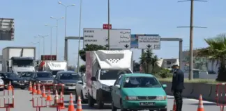 التونسيون يحتفلون بالعيد مبكرًا العاصمة تبدأ في الفراغ قبل الموعد