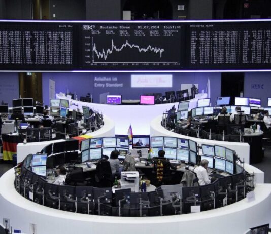 الهجوم الإسرائيلي على إيران يهز أسواق أوروبا.. انخفاض في الأسهم وارتفاع لأسهم الطاقة والدفاع