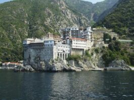 زلزال بقوة 5.3 درجات يضرب قرب جبل آثوس شمال اليونان