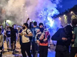 فرنسا قتيلان ومئات الاعتقالات خلال احتفالات تتويج باريس سان جيرمان