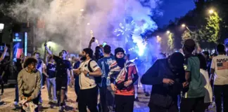 فرنسا قتيلان ومئات الاعتقالات خلال احتفالات تتويج باريس سان جيرمان