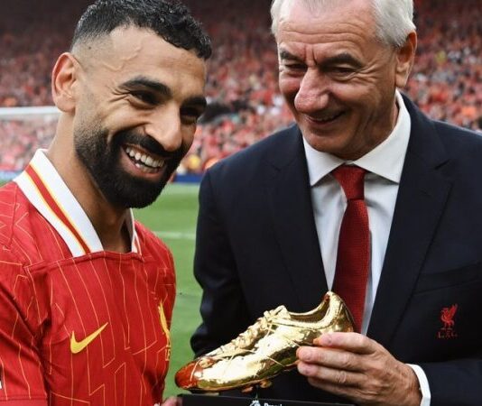 محمد صلاح يتوَّج بجائزة أفضل لاعب في ليفربول لموسم 2024-2025