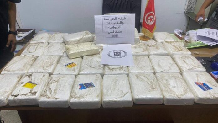 الحرس الديواني يحبط محاولة تهريب 43 كيلوغرام من الكوكايين