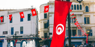 رئاسة الحكومة تكشف عن توقيت العمل الصيفي للإدارات العمومية