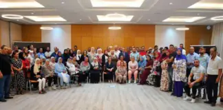 اتصالات تونس تدمج أعوان المناولة: خطوة نحو تعزيز الموارد البشرية واستقرار اجتماعي