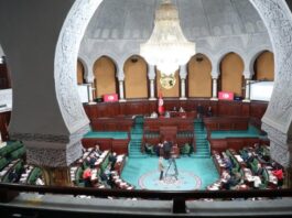 مقترح قانون "استثنائي" لانتداب أصحاب الشهائد العليا الذين طالت بطالتهم
