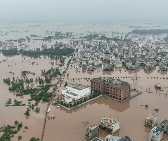 إجلاء نصف مليون شخص في البنجاب الباكستانية بسبب الفيضانات
