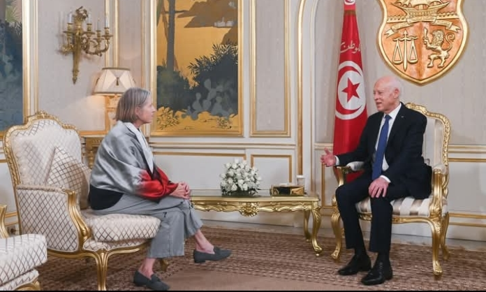 رئيس الجمهورية يودّع سفيرة كندا في تونس