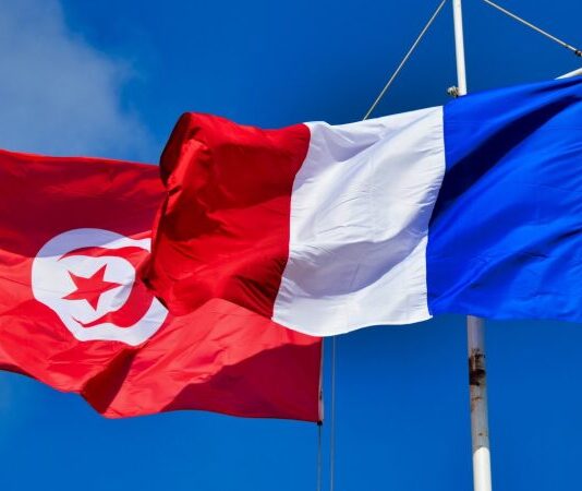 تونس تستدعي القائم بالأعمال الفرنسي بعد مقتل مواطن