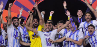 بيراميدز يهزم الأهلي السعودي ويتوج بكأس القارات الثلاث