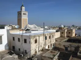 طقس الثلاثاء: سحب عابرة وارتفاع طفيف في الحرارة