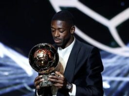 ديمبيلي يتوج بالكرة الذهبية 2025 مع باريس سان جيرمان