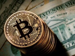 سُوقُ الْعَمْلَاتِ الْمُشْفَرَّةِ تَخْسَرُ 150 مِلْيَارَ دُولَارْ فِيْ يَوْمٍ وَاحِدٍ بِسَبَبِ الْحَرْبِ التَّجَارِيَّةِ