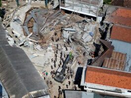 انهيار مدرسة إندونيسي: 54 قتيلاً في أسوأ كارثة 2025