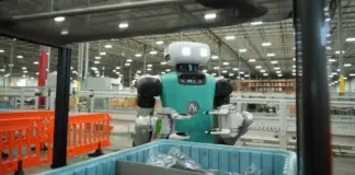 أمازون تستبدل 600 ألف وظيفة بروبوتات بحلول 2033