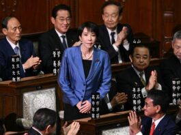 ساناي تاكايتي أول رئيسة وزراء يابانية: تحدياتها الاقتصادية والخارجية