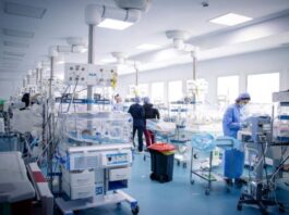 مركز الولادة بتونس يتلقى تجهيزات طبية من المنظمة الدولية للهجرة