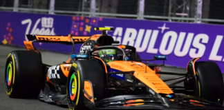 لاندو نوريس يتصدر تدريبات لاس فيغاس رغم غطاء صرف وتوقفين احمرين