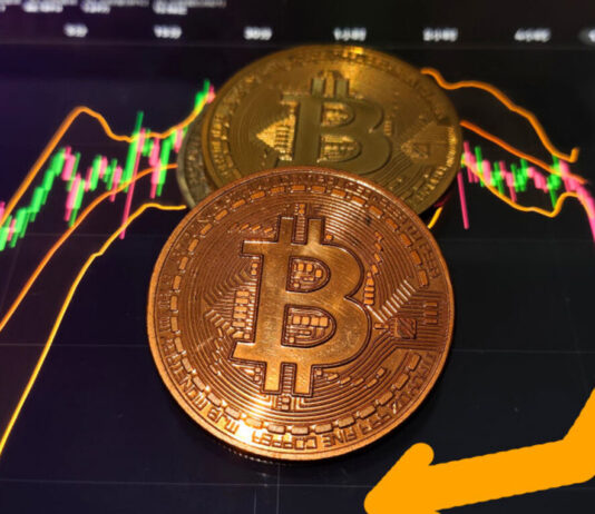 البيتكوين يهبط الى 90 ألف دولار انخفاض 19% بعد تصفيات 460 مليون