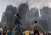 حريق هونغ كونغ: 128 قتيلاً و200 مفقود