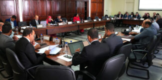 ميزانية 2026: البرلمان يناقش الرقمنة واللامركزية في خطة التنمية الخماسية