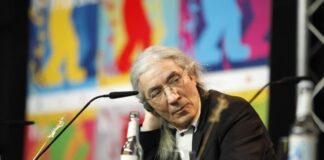 الجزائر تُطلق سراح الكاتب بوالم سانسال بعد عفو رئاسي