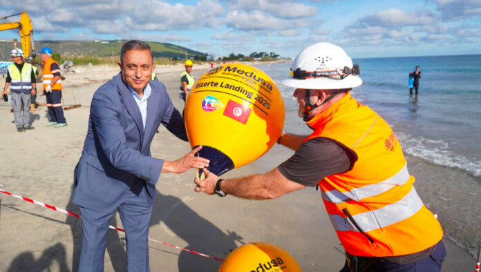 أورانج تونس تنزل كابل MEDUSA: مركز رقمي للمتوسط