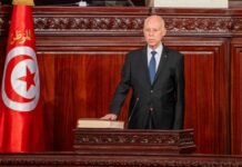 قيس سعيد الشعب التونسي له الحق في معرفة كل الحقيقة حول قابس قيس سعيد الشعب له الحق في معرفة الحقيقة الكاملة عن قابس