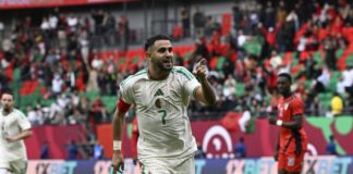 الجزائر تضرب بقوة وتهزم السودان بثلاثية في افتتاح كان 2025