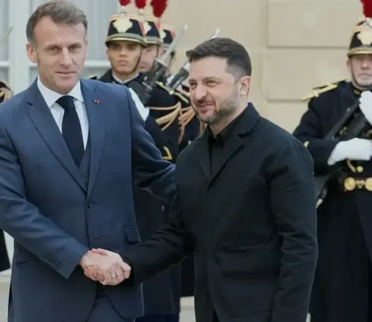 ماكرون يستقبل زيلينسكي في الإليزيه: مباحثات حول وقف النار في أوكرانيا