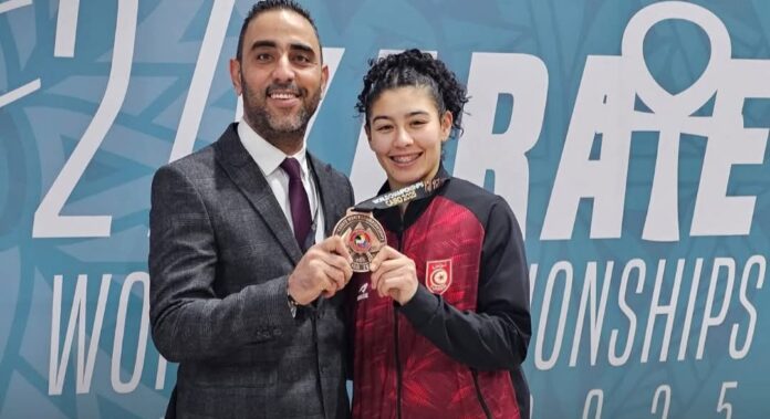 وفاء محجوب تهدي تونس برونزية عالمية في الكاراتيه بالقاهرة 2025