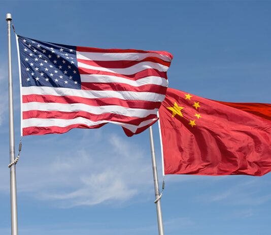 الصين تعاقب 12 شركة دفاع أمريكية بسبب تايوان (ديسمبر 2025)