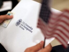 أمريكا تقصر تصاريح عمل اللاجئين إلى 18 شهراً