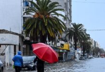 طقس الإثنين 26 جانفي 2026 في تونس: أمطار ورياح قوية