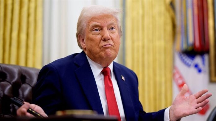 12 ترامب يعلن نفسه رئيسًا مؤقتًا لفنزويلا بصورة معدلة