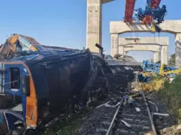 كارثة قطار في تايلاند: 22 قتيلاً و64 جريحاً بسقوط رافعة